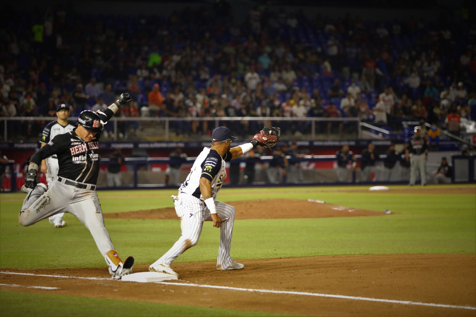 Naranjeros Toma Ventaja Ante Sultanes