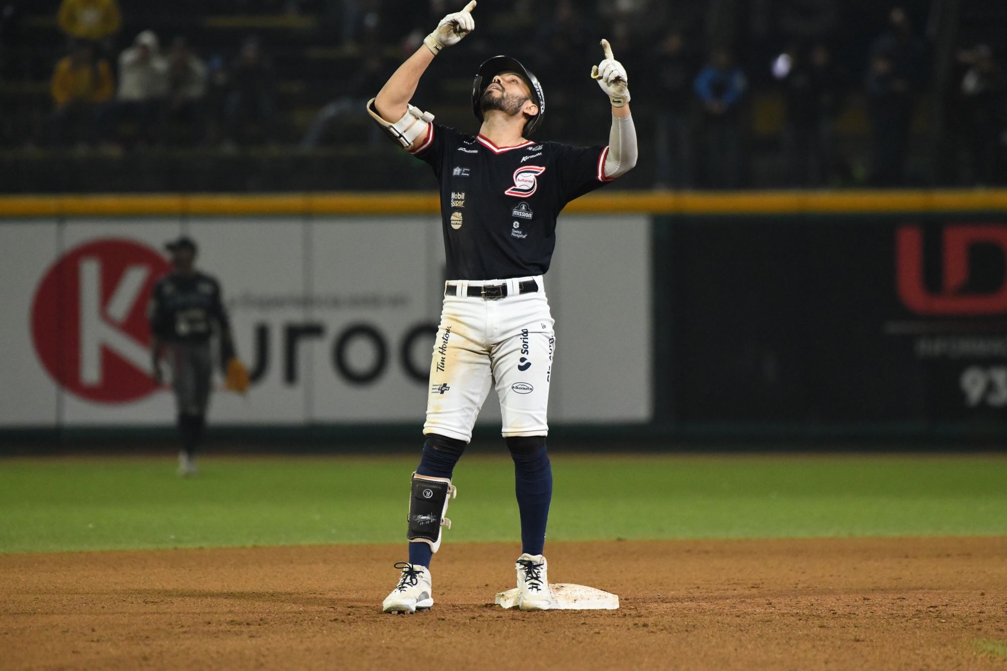 SULTANES IGUALA LA SERIE Y SACUDE MALA RACHA