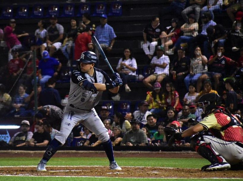 SULTANES IGUALA LA SERIE EN NUEVO LAREDO