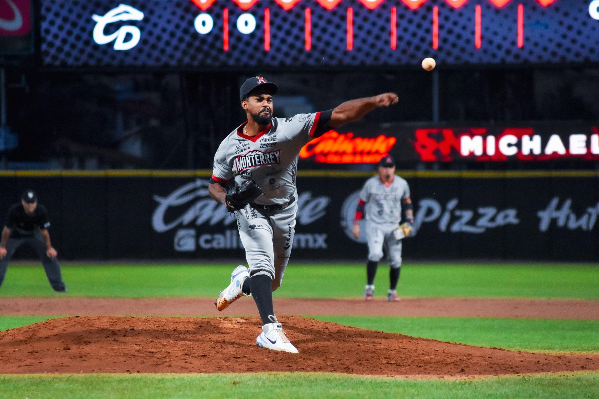 SULTANES EMPAREJA LA SERIE TRAS DOMINAR EN EXTRAINNINGS A CALIENTE DE DURANGO