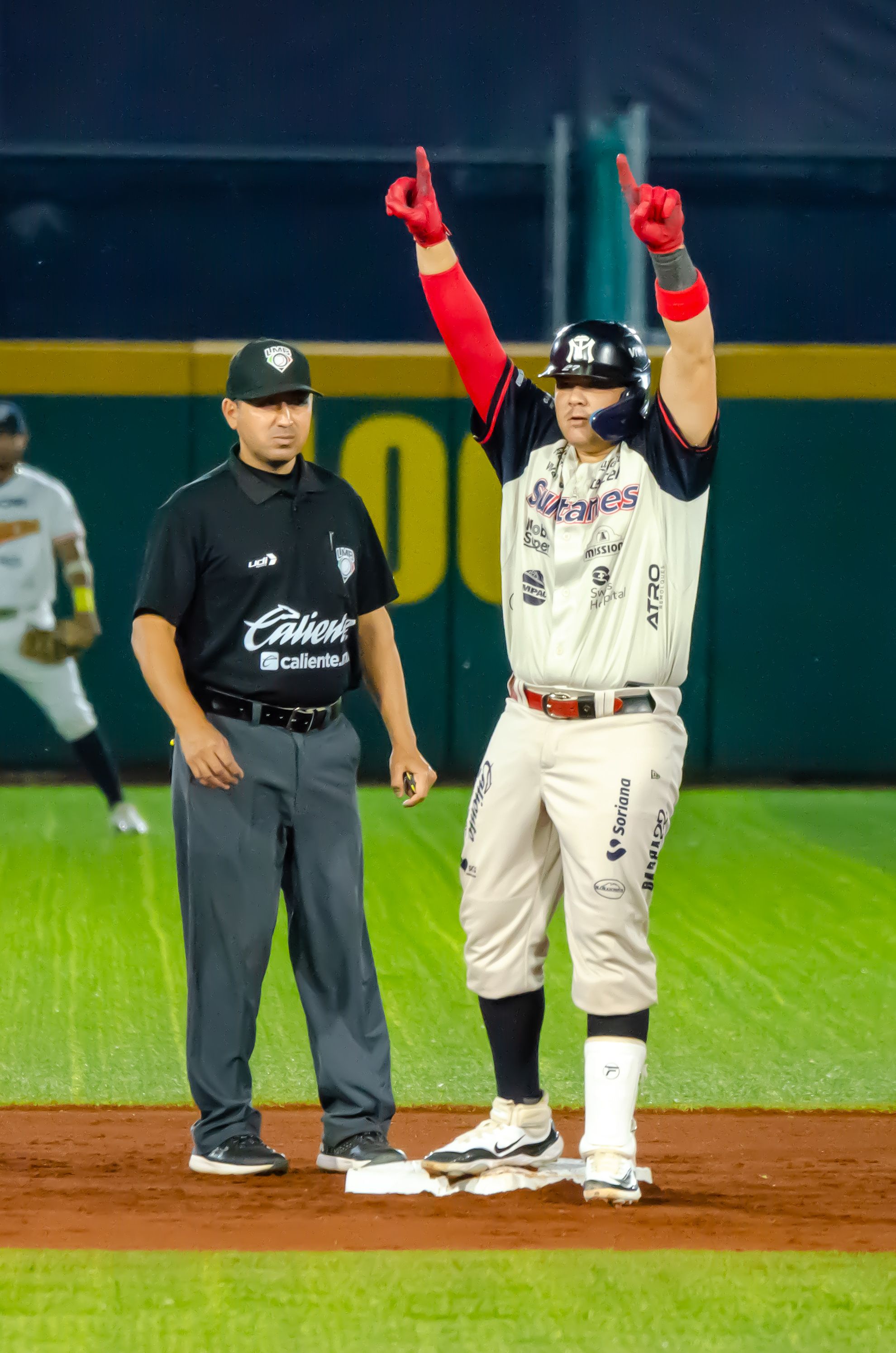 SULTANES GANA QUINTO JUEGO A RIELEROS Y AVANZA A SERIE DE ZONA