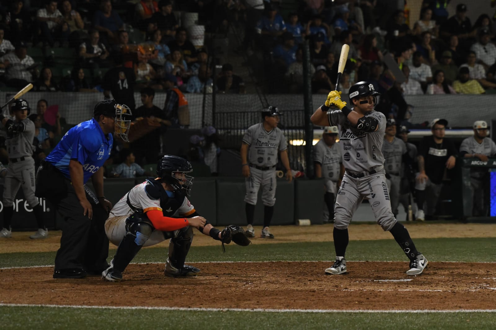 ALGODONEROS GANA SERIE FRENTE A SULTANES