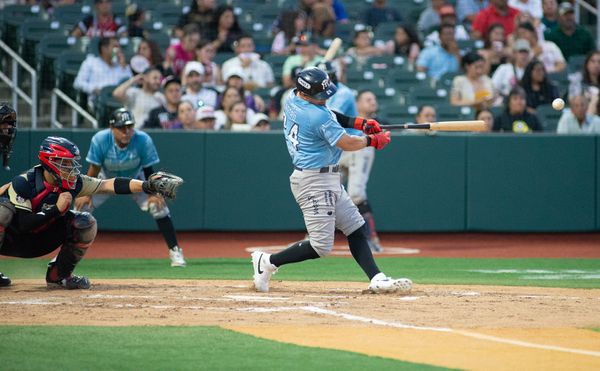 CAE SULTANES EN EL PRIMERO DE LA SERIE EN LAREDO