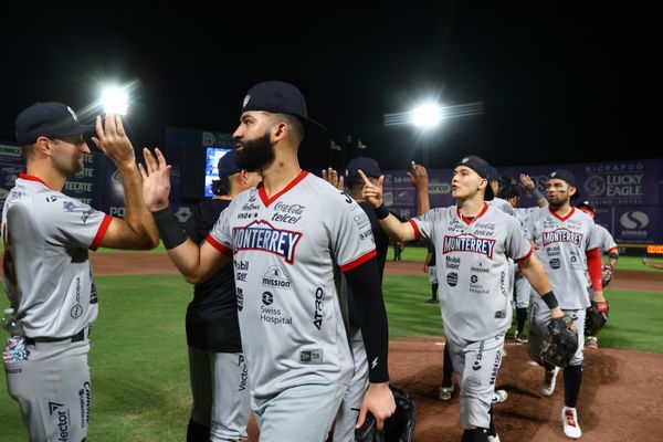 Sultanes vence a Acereros para emparejar la Serie de Zona