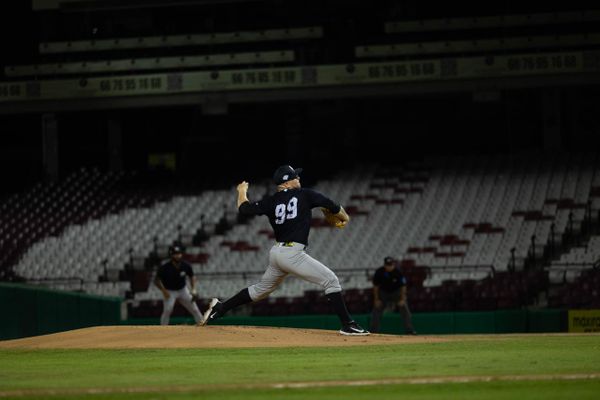 SULTANES Y TOMATEROS EMPATAN EN PENÚLTIMO DUELO DE PRETEMPORADA