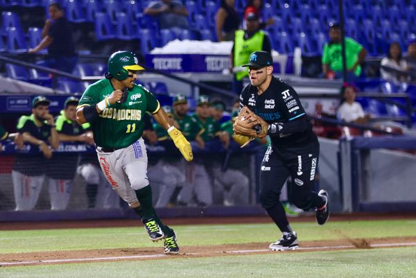 CAÑEROS GANA SERIE A SULTANES EN EL MOBIL SUPER