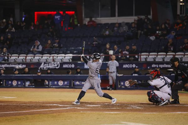 Cae Sultanes ante Águilas en tercer juego de la serie