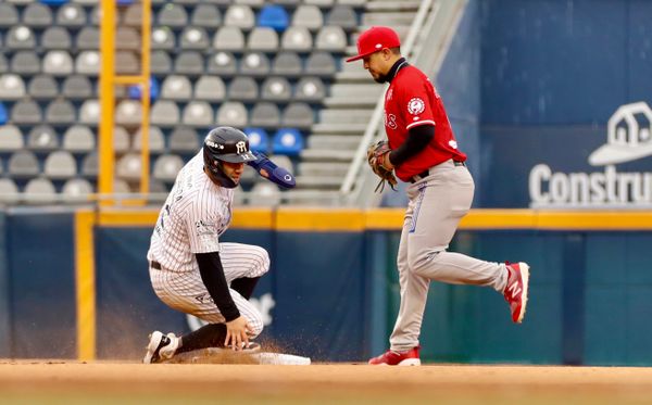 MAYOS INICIA SERIE CON TRIUNFO ANTE SULTANES