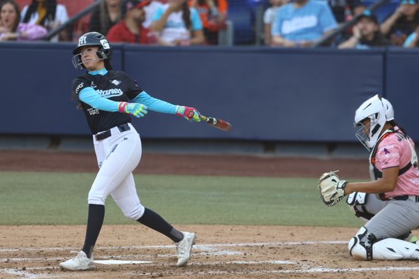 OLMECAS TRIUNFA EN INICIO DE SERIE ANTE SULTANES FEMENIL